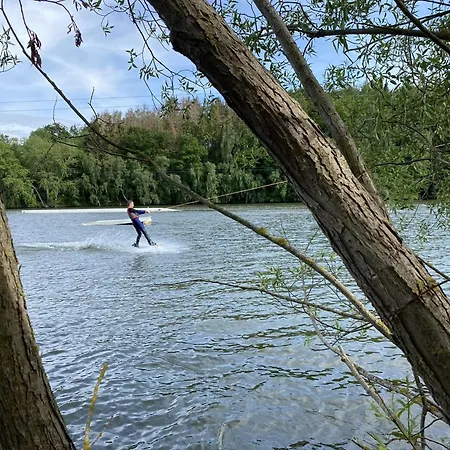 Pur Mit Sauna Und Kamin 別荘